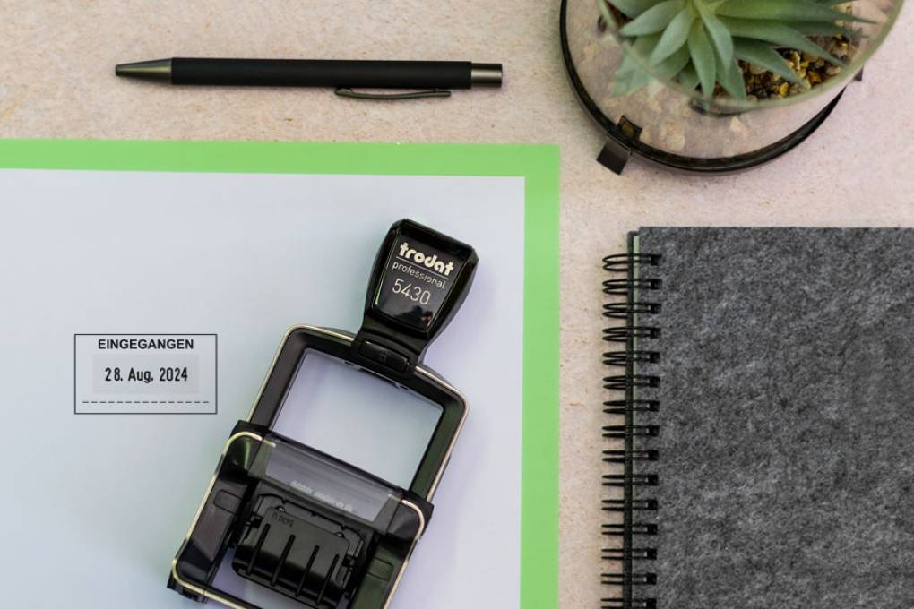 Firmenstempel von Trodat im Einsatz bei einem Logistikunternehmen